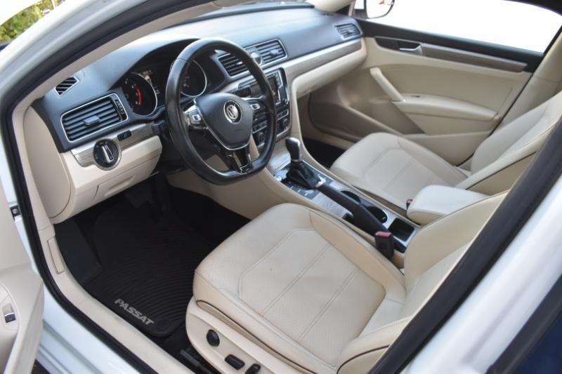 Volkswagen Passat SE 6A 2017