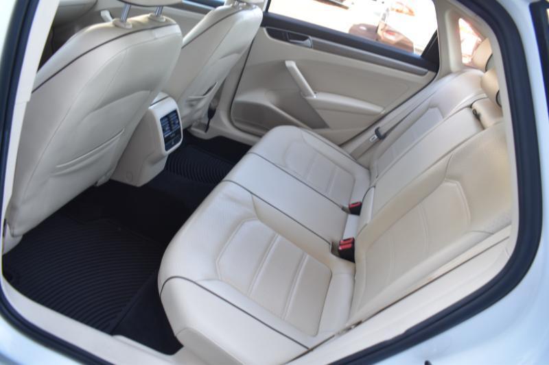 Volkswagen Passat SE 6A 2017