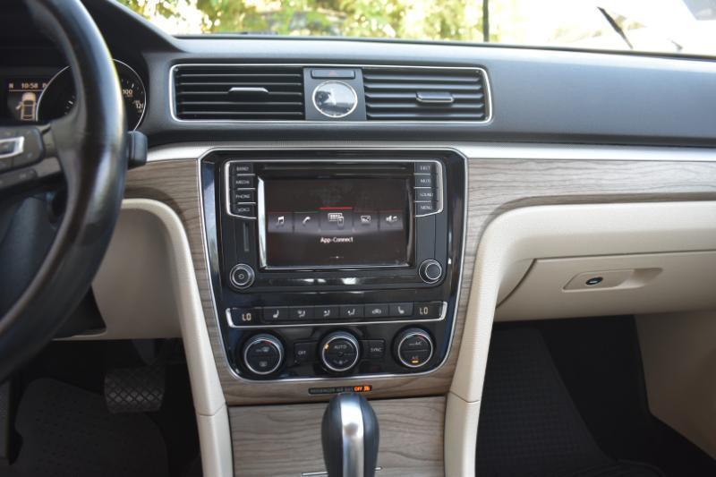 Volkswagen Passat SE 6A 2017
