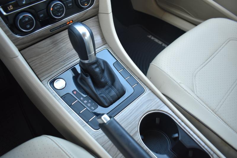 Volkswagen Passat SE 6A 2017