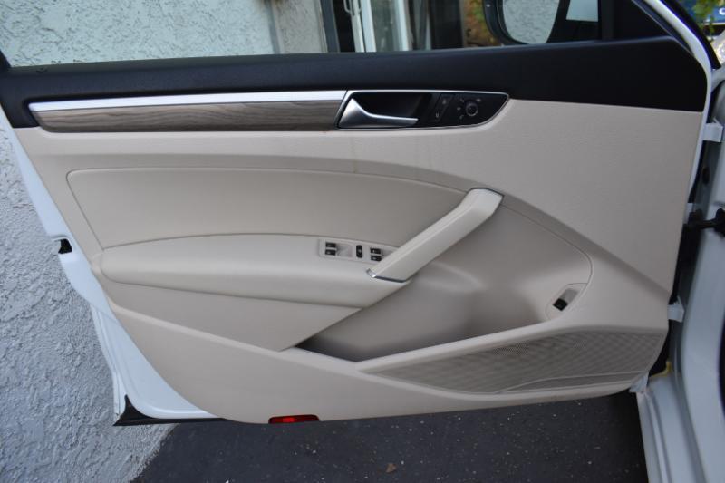 Volkswagen Passat SE 6A 2017
