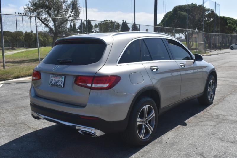 Mercedes-Benz GLC-Class GLC300 2019