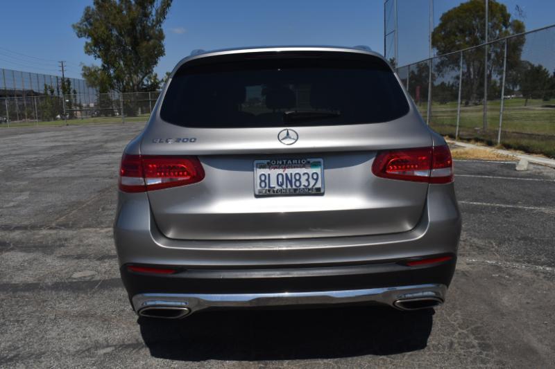 Mercedes-Benz GLC-Class GLC300 2019