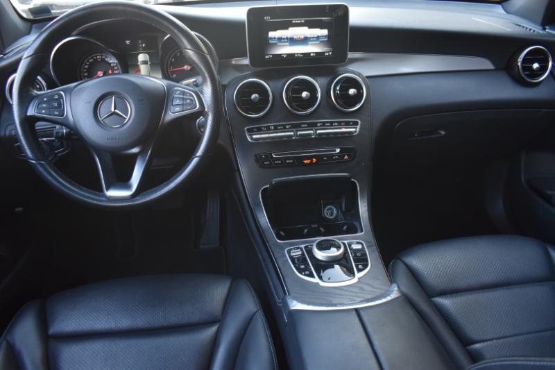 Mercedes-Benz GLC-Class GLC300 2019