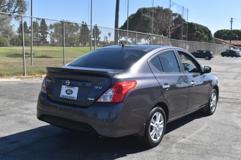 Nissan Versa 1.6 SV Sedan 2015