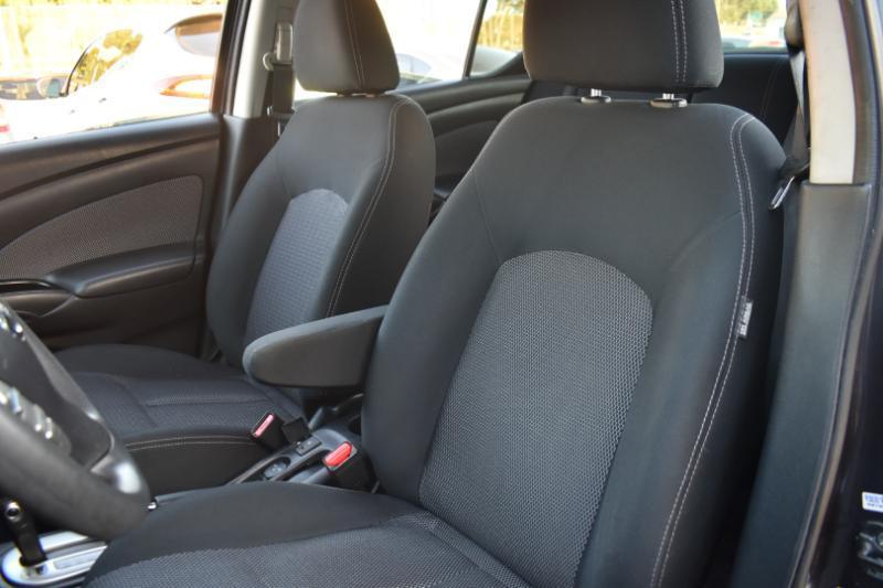 Nissan Versa 1.6 SV Sedan 2015