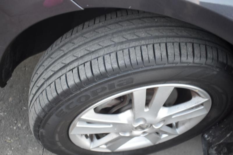 Nissan Versa 1.6 SV Sedan 2015