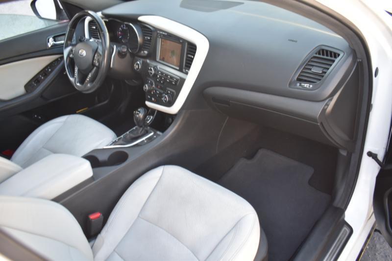 Kia Optima SXL Turbo 4D Sedan 2013