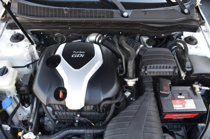 Kia Optima SXL Turbo 4D Sedan 2013
