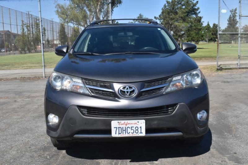 Toyota RAV4 XLE FWD 2013