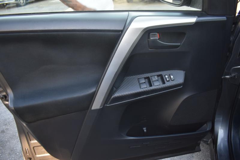 Toyota RAV4 XLE FWD 2013