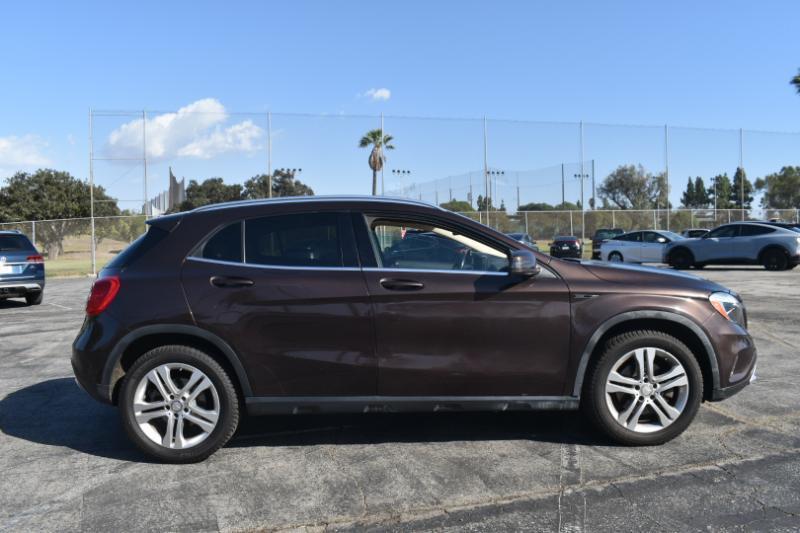 Mercedes-Benz GLA-Class GLA250 4MATIC 2015
