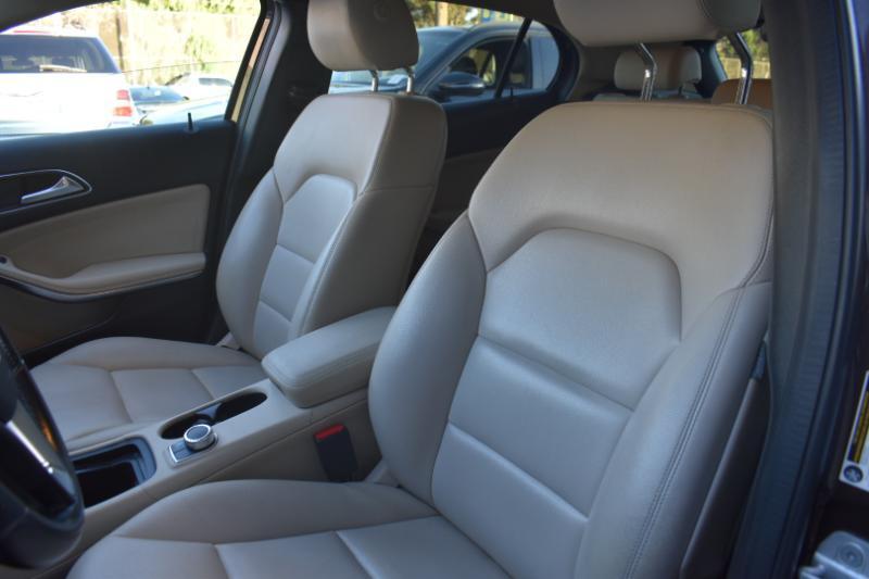 Mercedes-Benz GLA-Class GLA250 4MATIC 2015