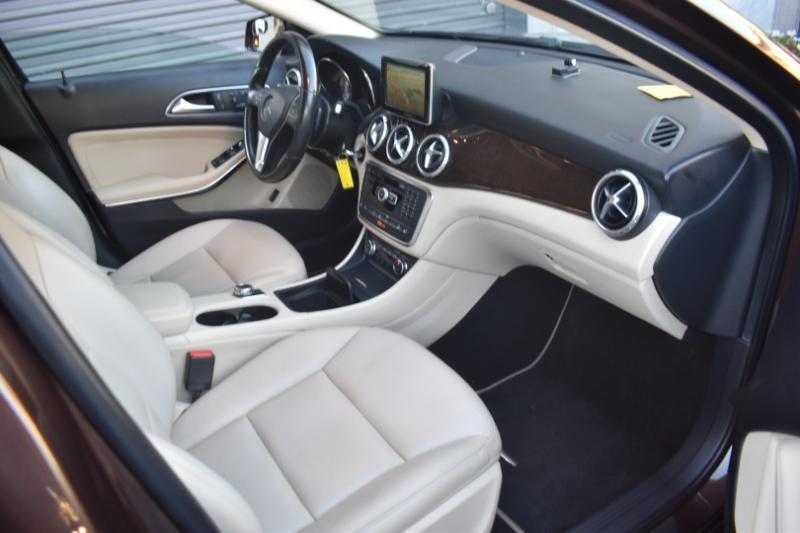 Mercedes-Benz GLA-Class GLA250 4MATIC 2015