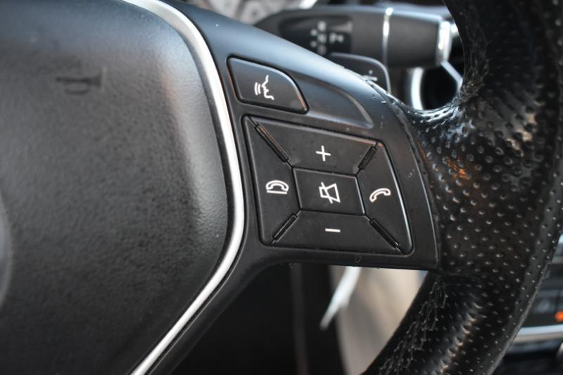 Mercedes-Benz GLA-Class GLA250 4MATIC 2015