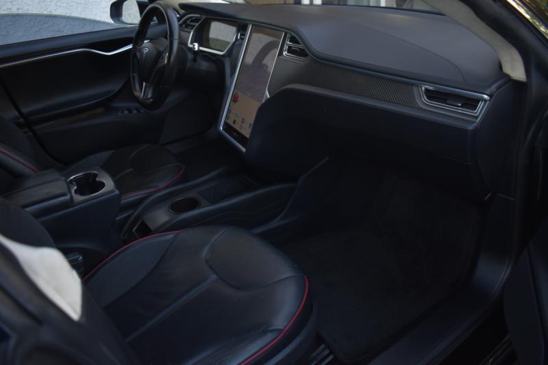 Tesla Model S 85 2013