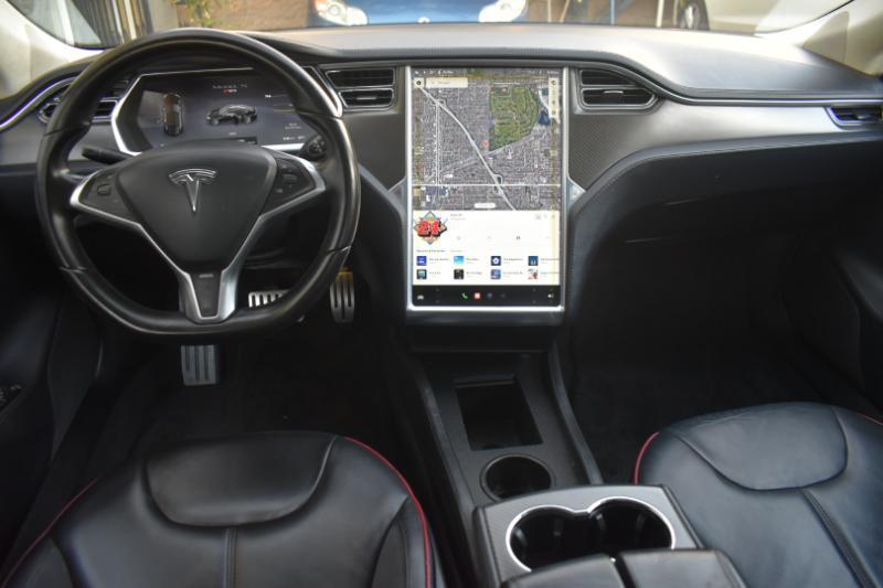 Tesla Model S 85 2013