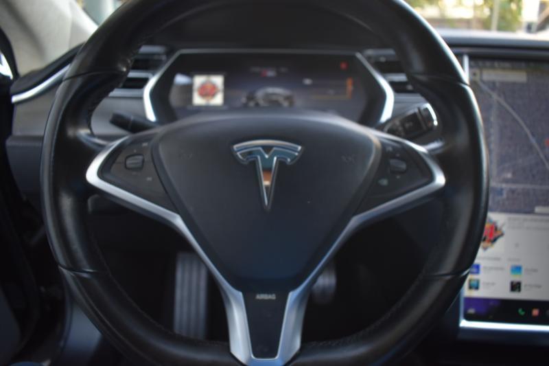 Tesla Model S 85 2013