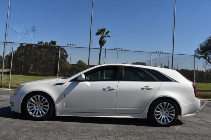 Cadillac CTS Sport Wagon 3.6L Premium w/Navi 2010