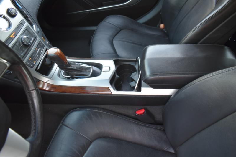 Cadillac CTS Sport Wagon 3.6L Premium w/Navi 2010