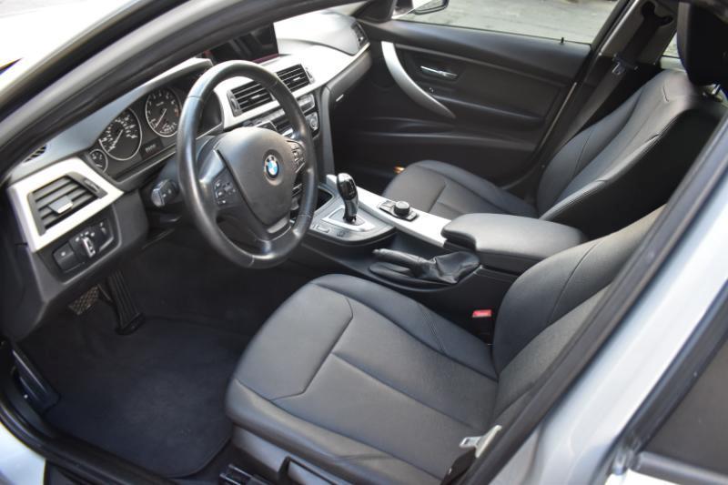 BMW 3-Series 320i Sedan 2018