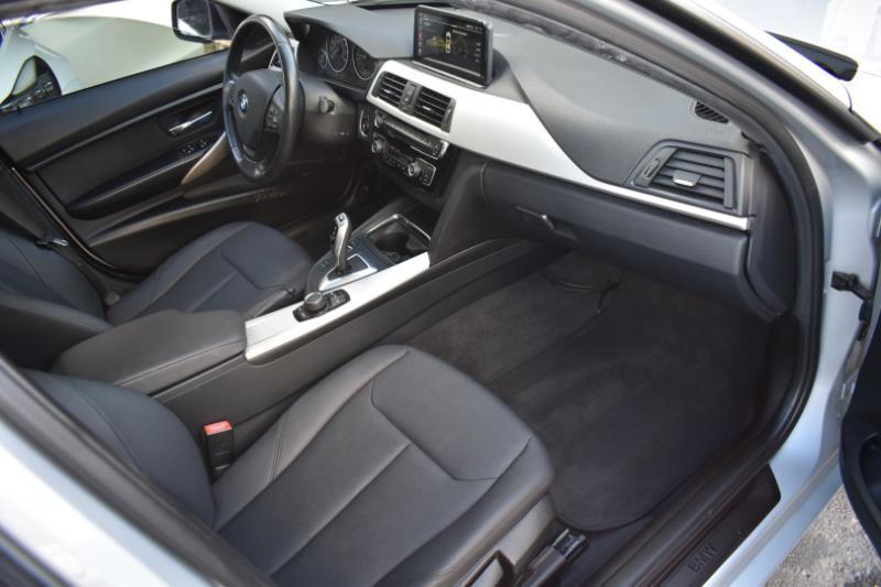 BMW 3-Series 320i Sedan 2018