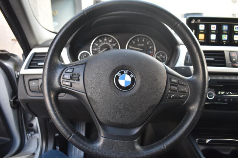 BMW 3-Series 320i Sedan 2018