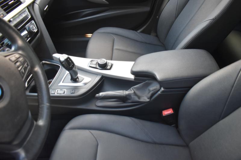 BMW 3-Series 320i Sedan 2018