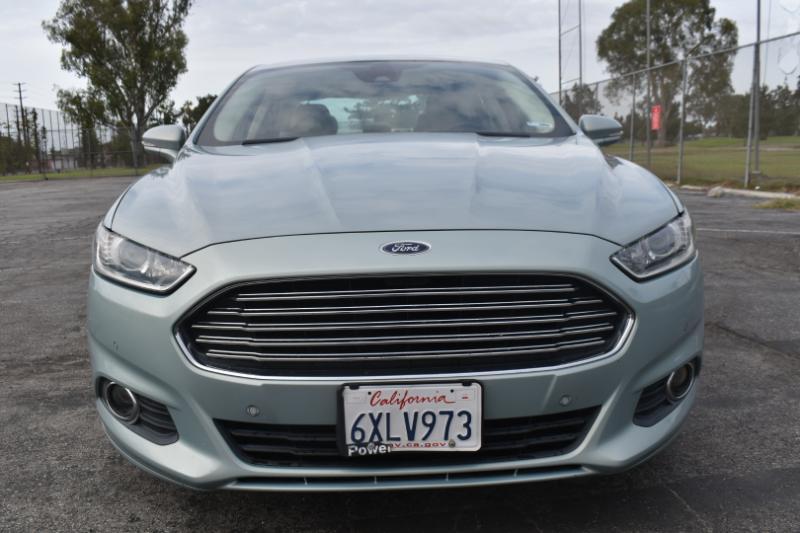 Ford Fusion Hybrid SE 2013