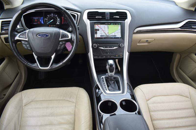 Ford Fusion Hybrid SE 2013