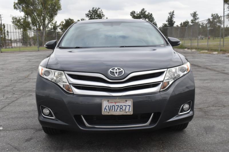 Toyota Venza LE I4 FWD 2013