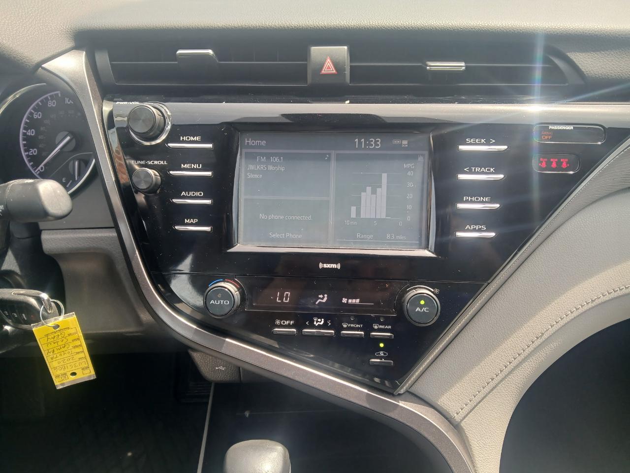 Toyota Camry SE 2020