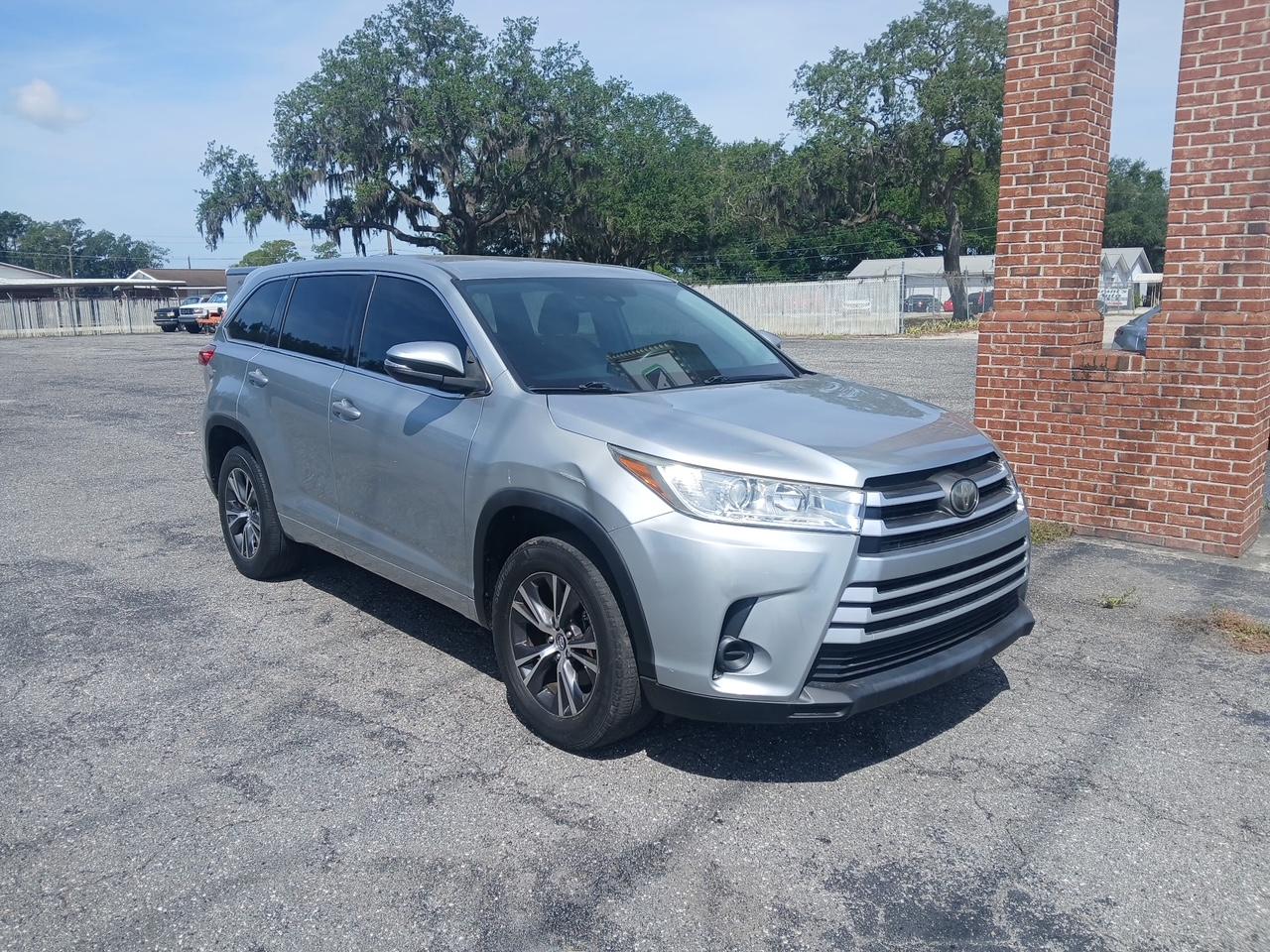 Toyota Highlander LE FWD I4 2018