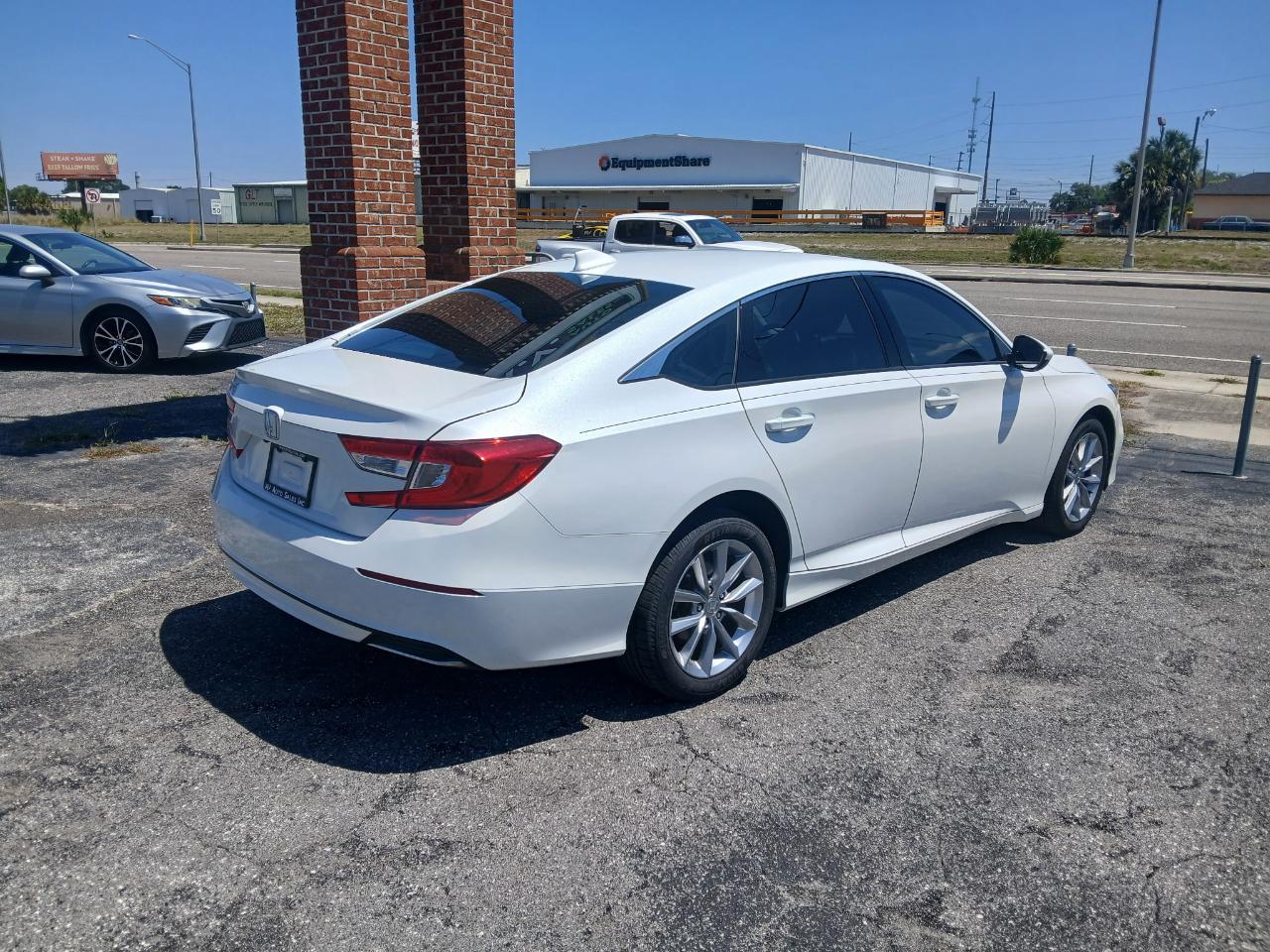 Honda Accord LX CVT 2021