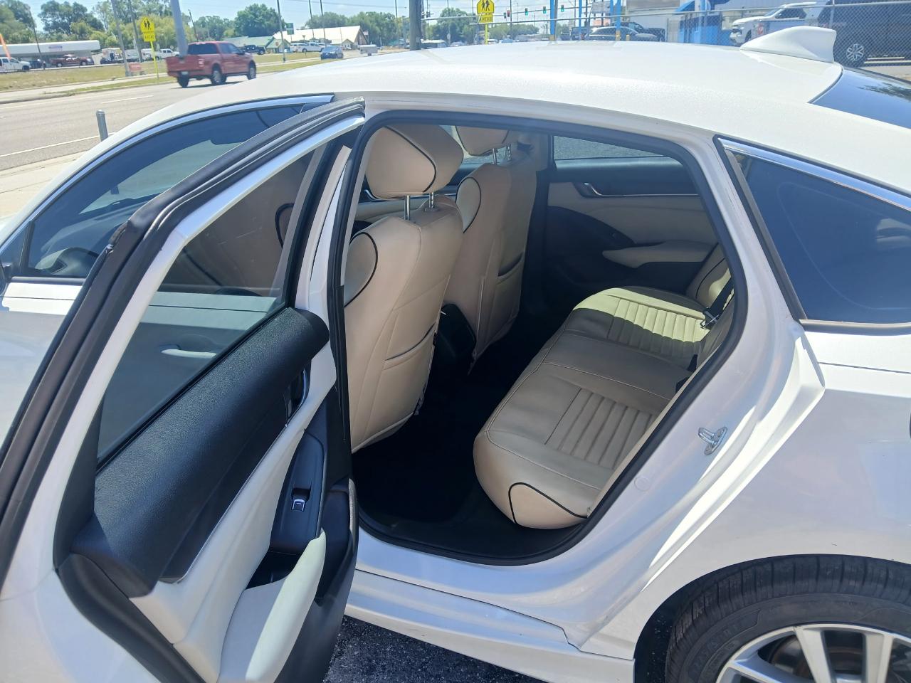 Honda Accord LX CVT 2021