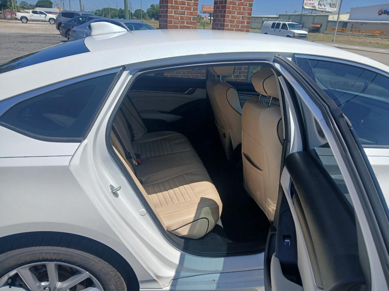 Honda Accord LX CVT 2021