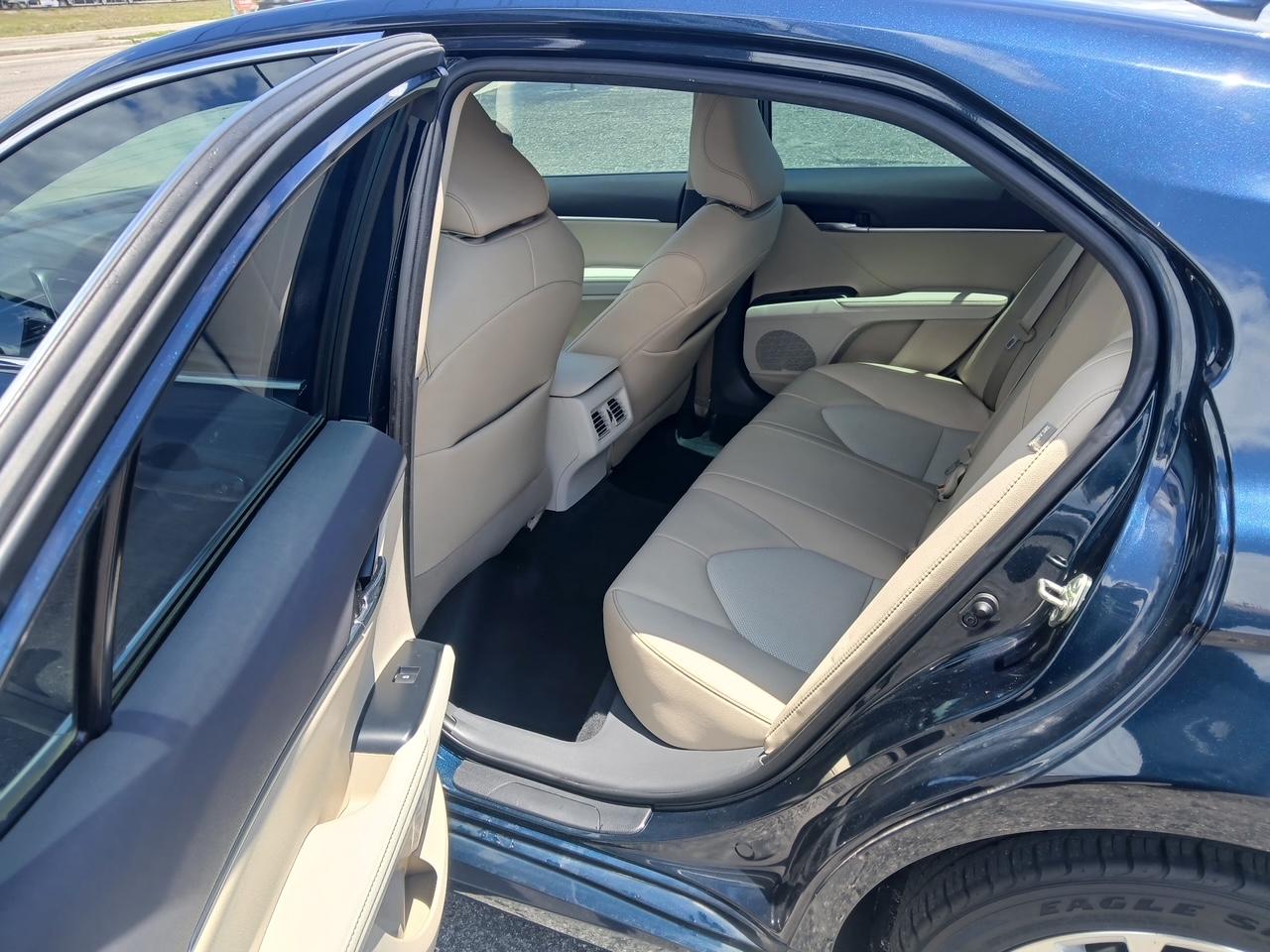 Toyota Camry XLE 2020