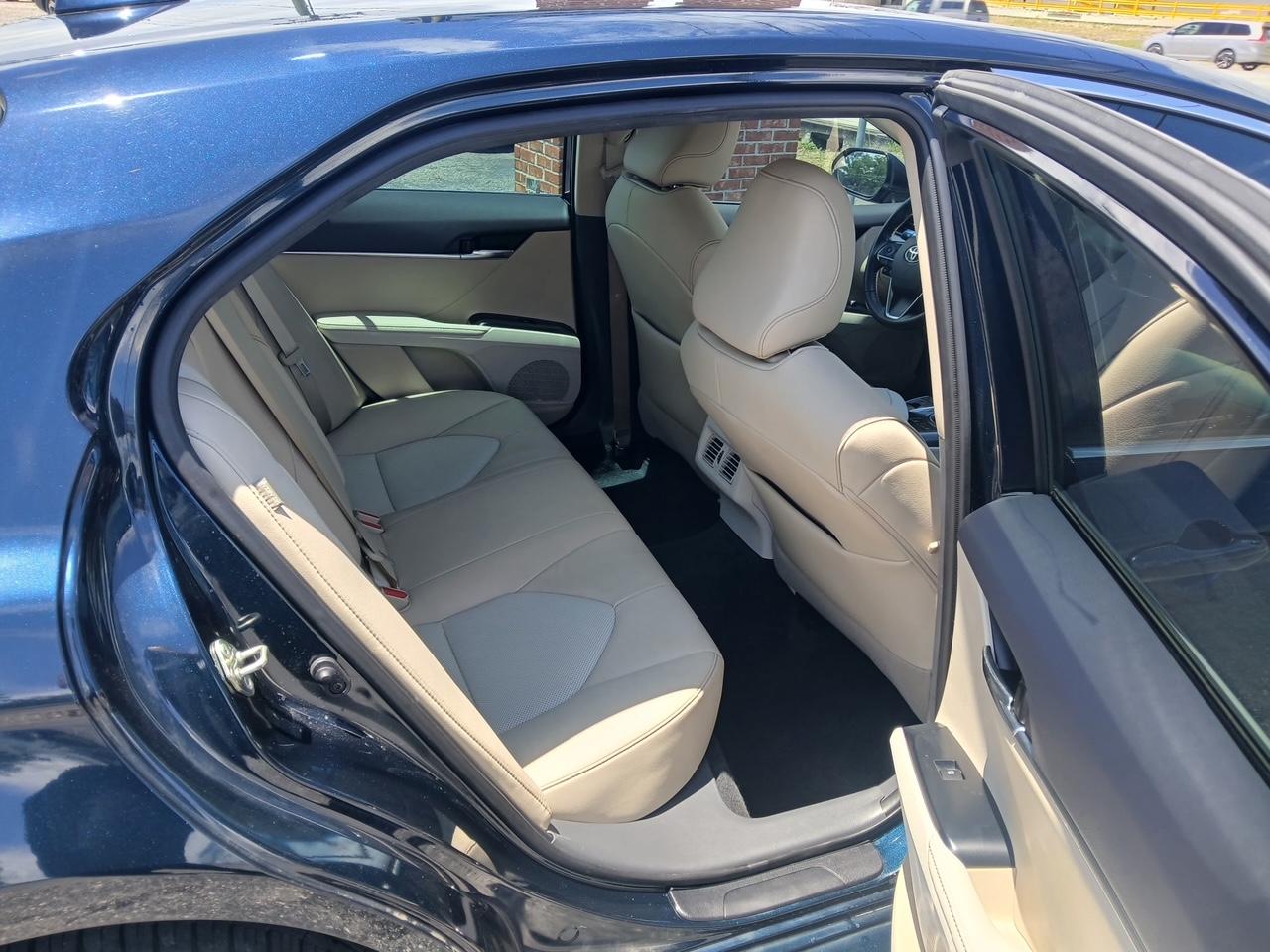 Toyota Camry XLE 2020