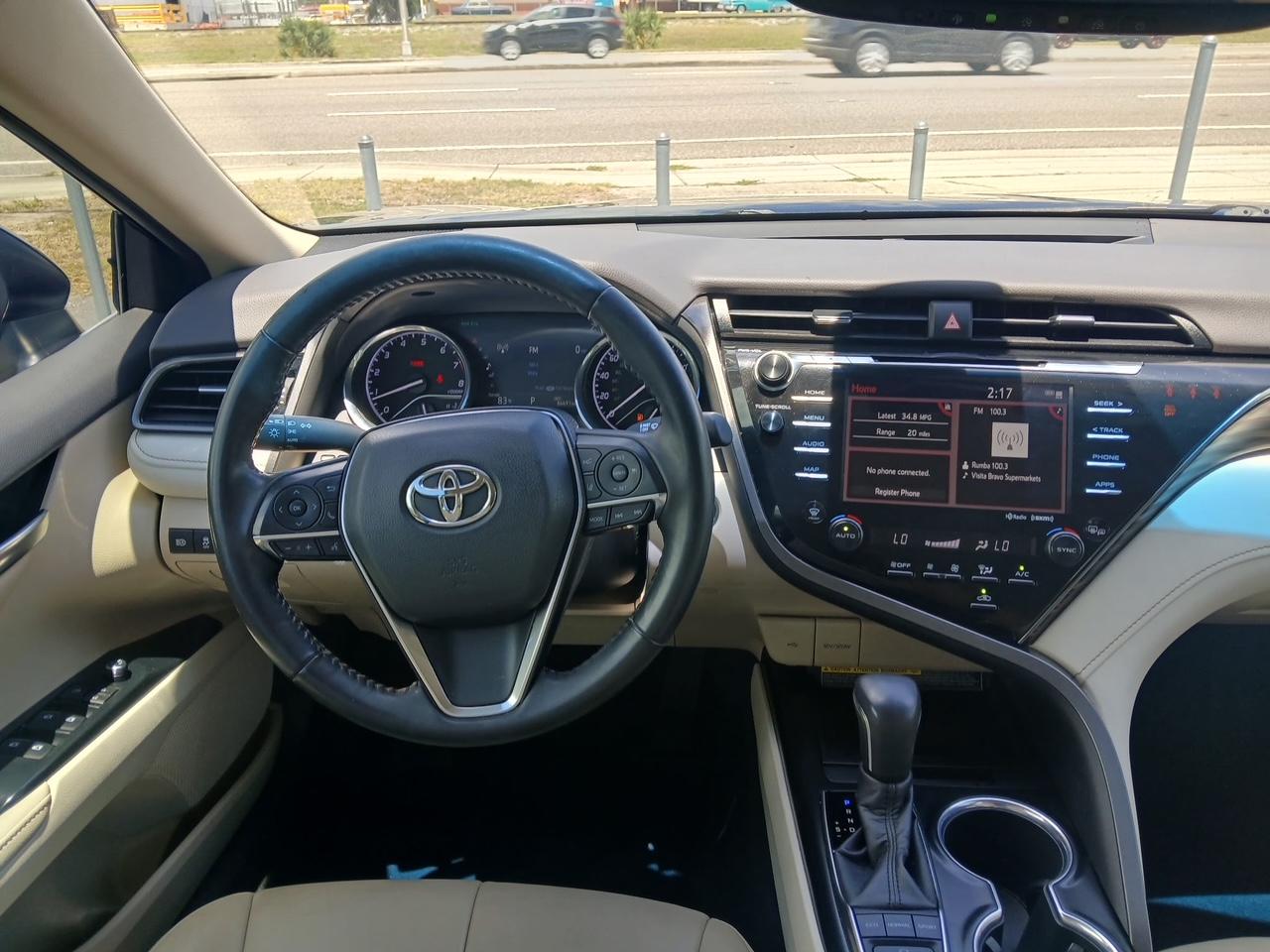 Toyota Camry XLE 2020