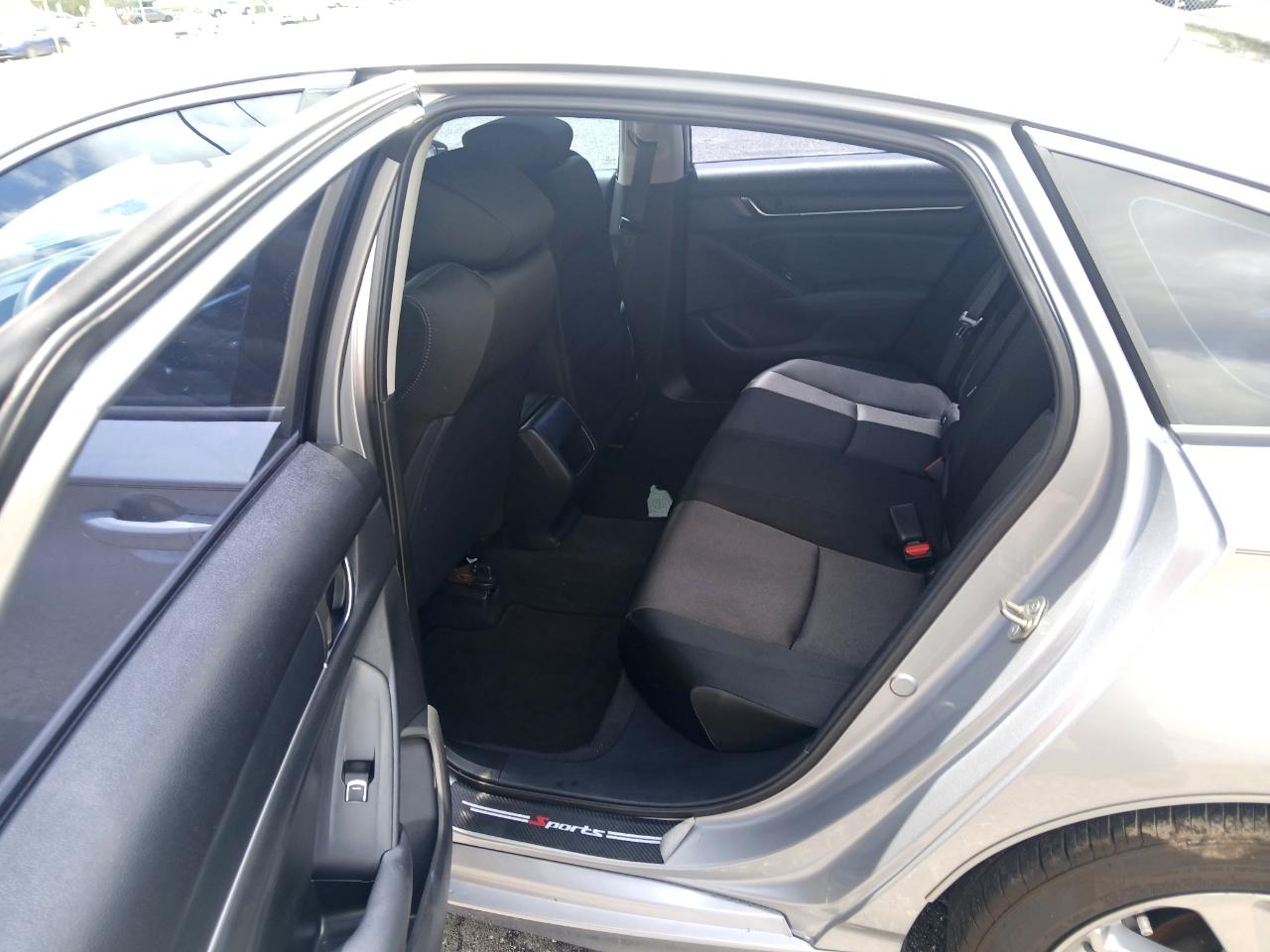 Honda Accord LX CVT 2020