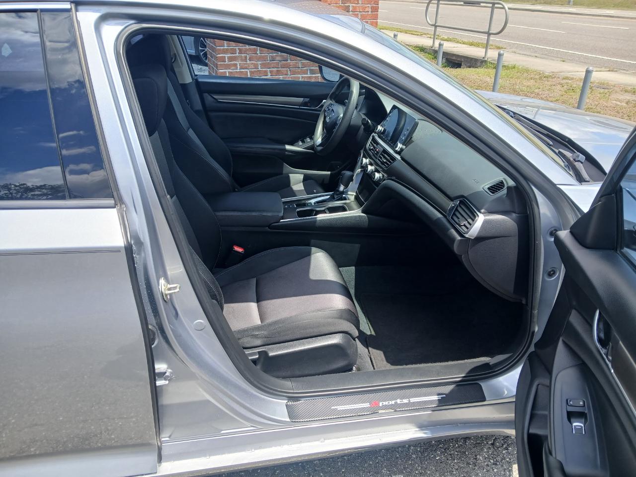 Honda Accord LX CVT 2020