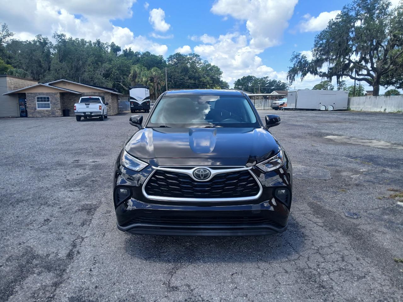 Toyota Highlander L 2021