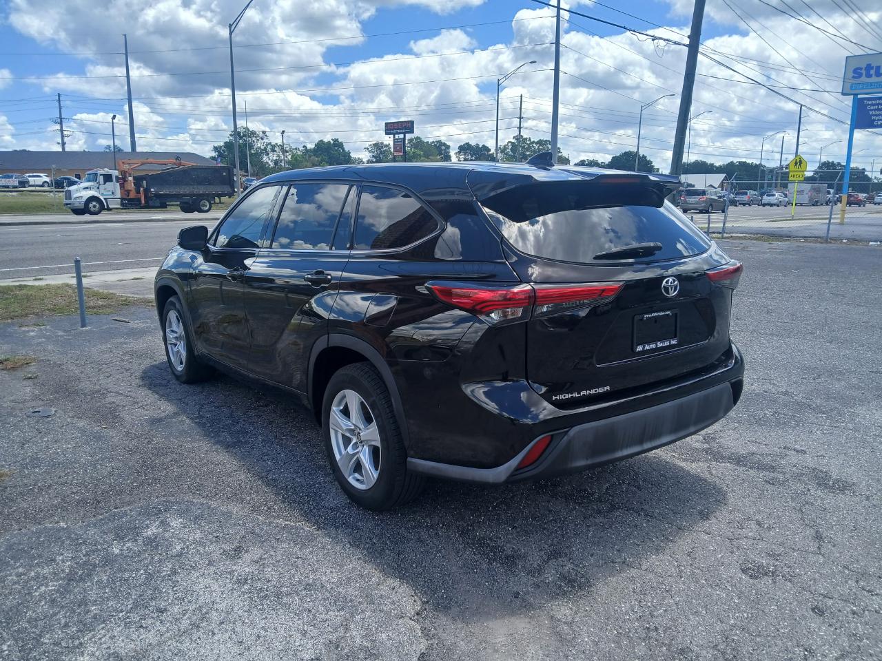 Toyota Highlander L 2021