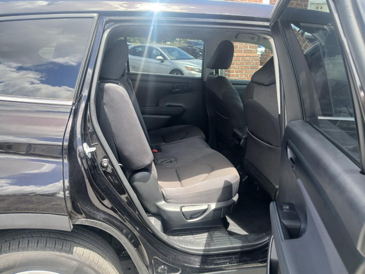 Toyota Highlander L 2021