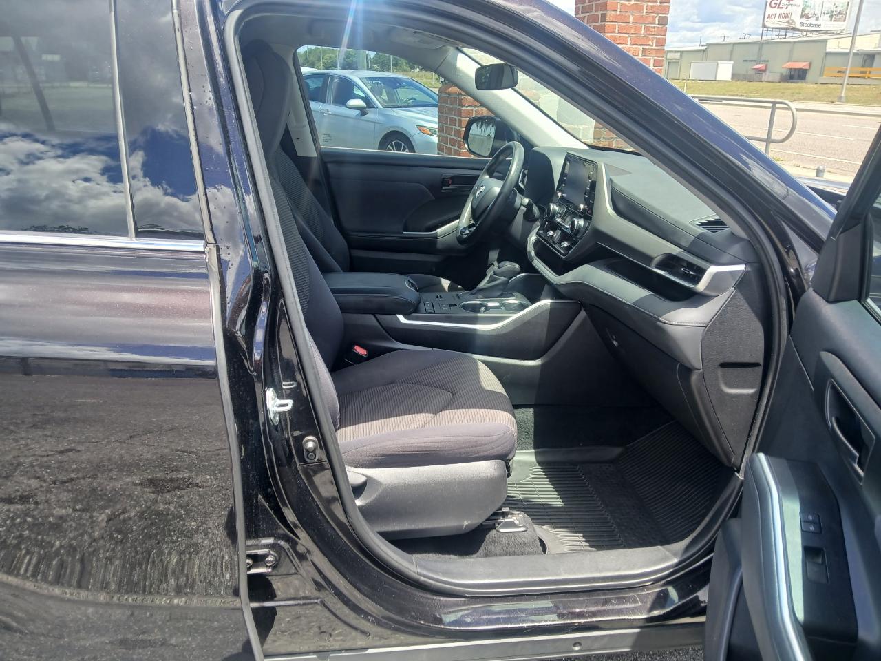 Toyota Highlander L 2021