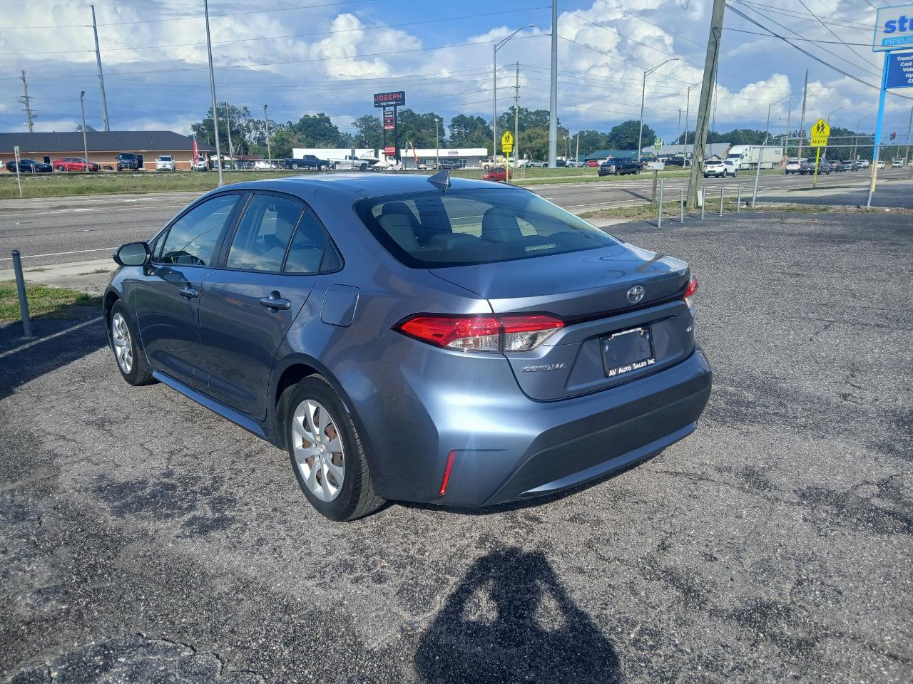 Toyota Corolla LE 2021
