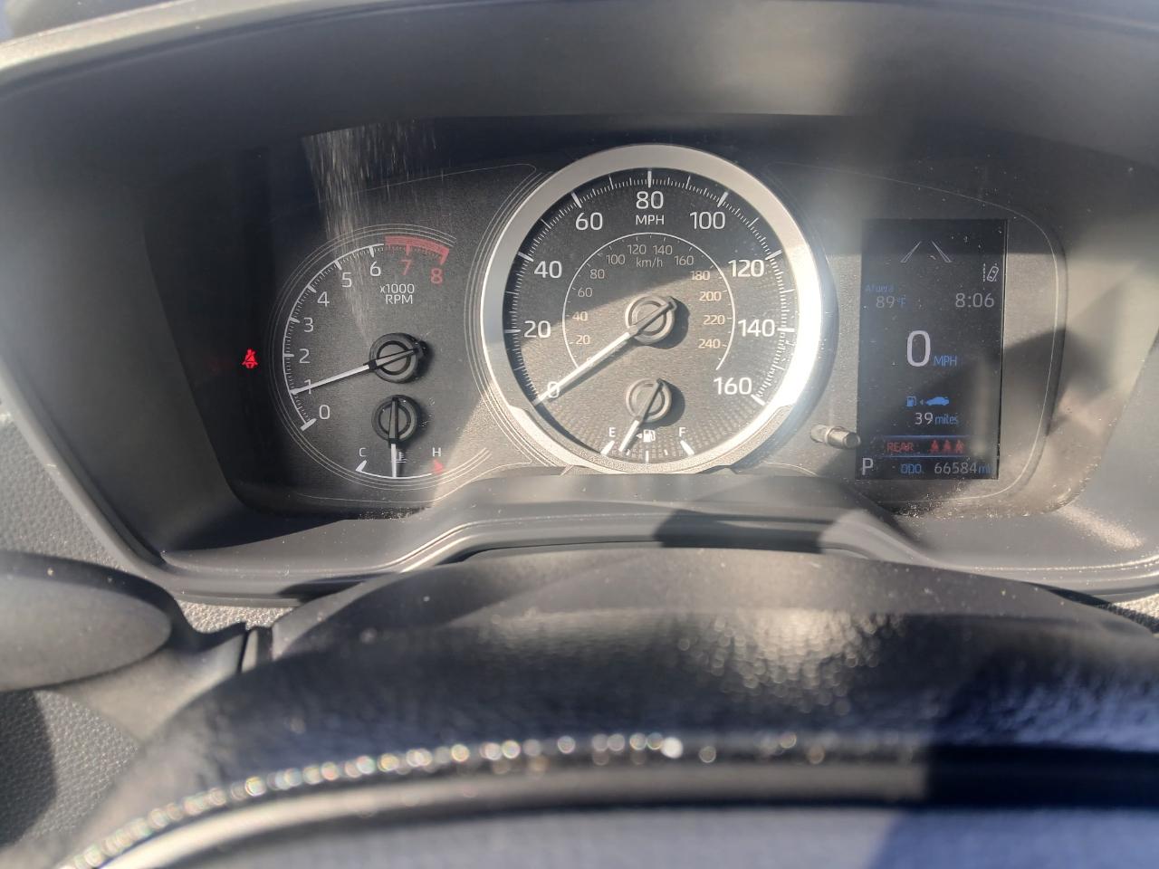 Toyota Corolla LE 2021