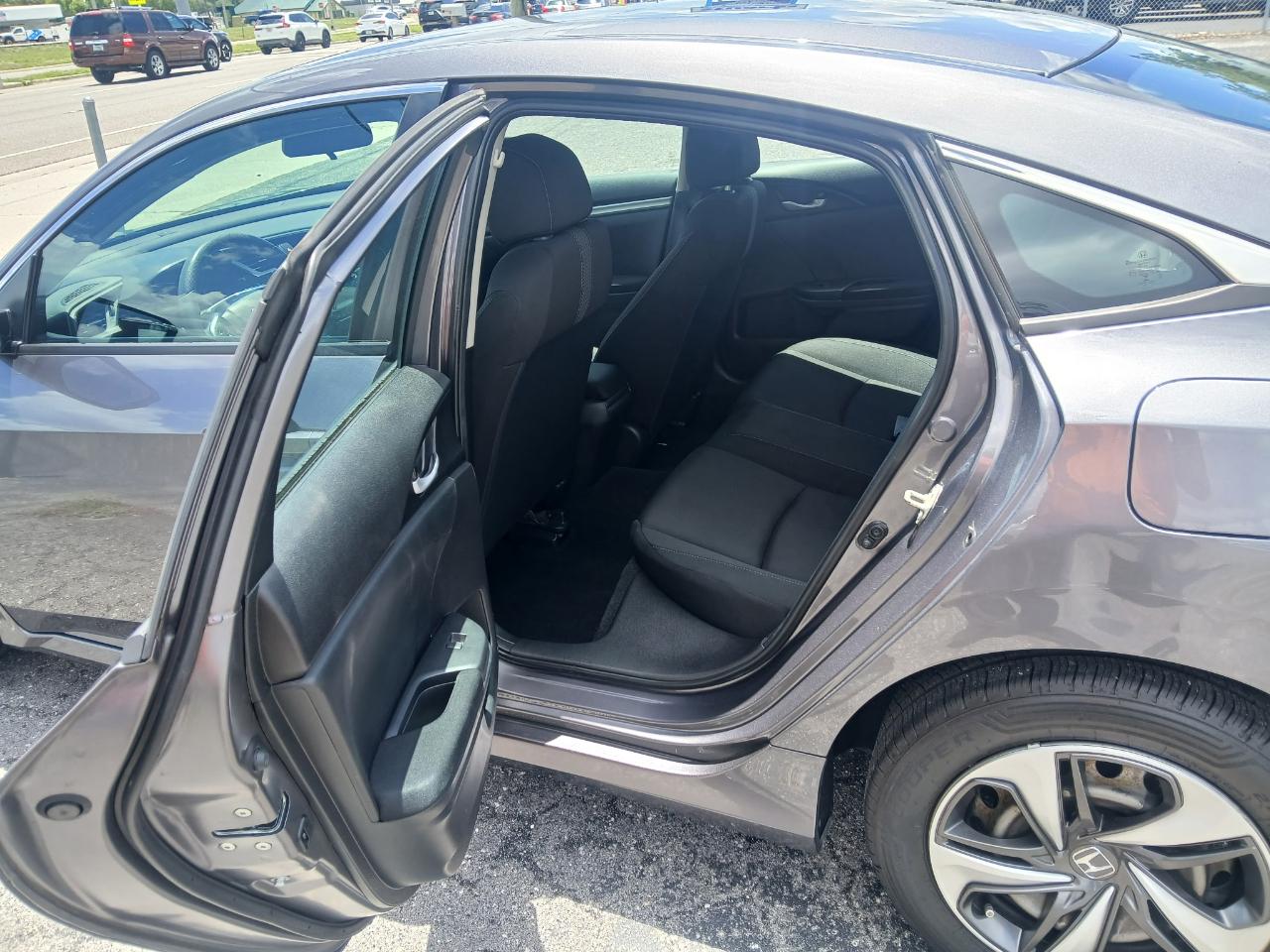 Honda Civic LX Honda Sensing Sedan CVT 2020