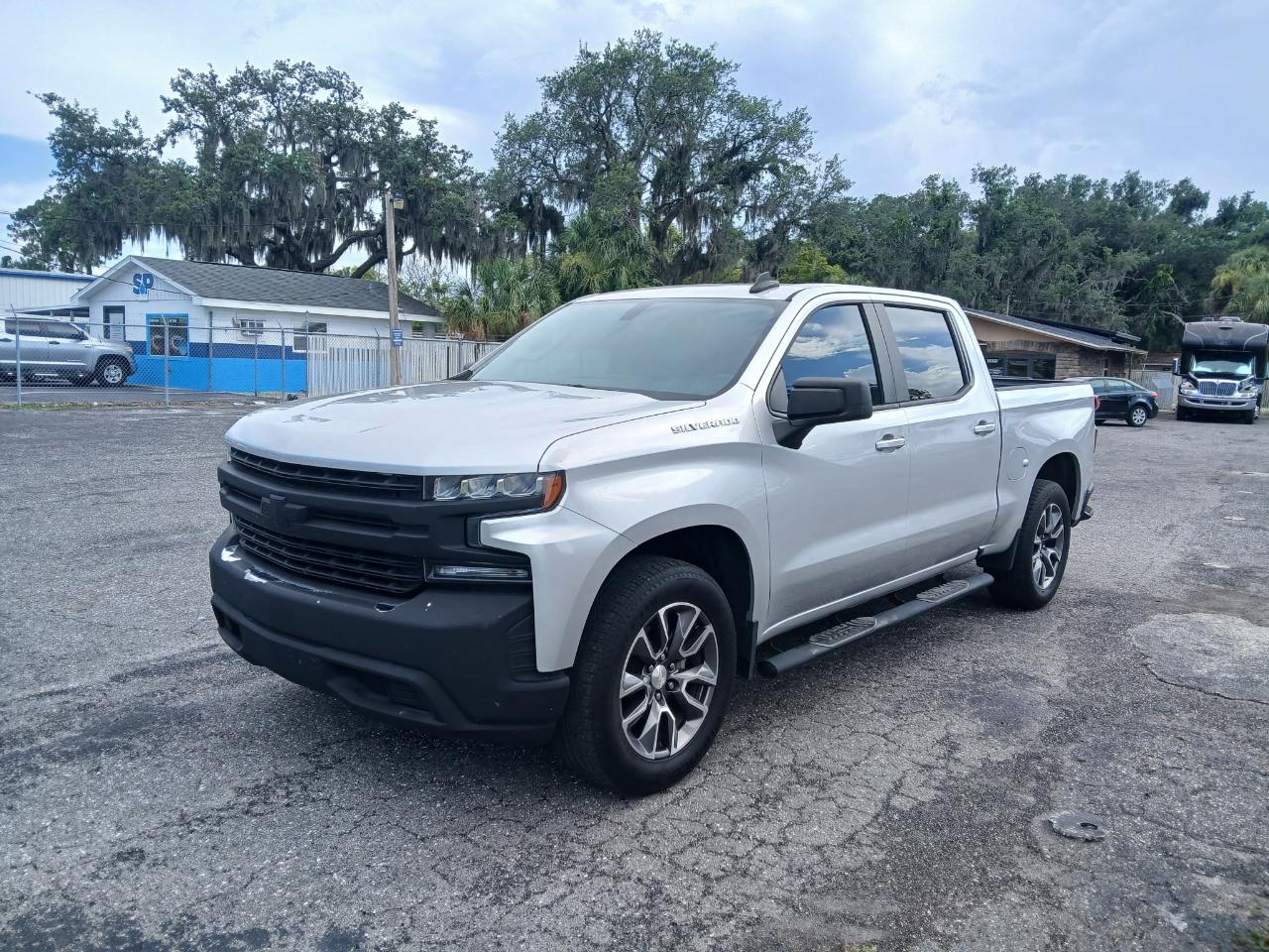 Chevrolet Silverado 1500 LT Crew Cab 2WD 2019