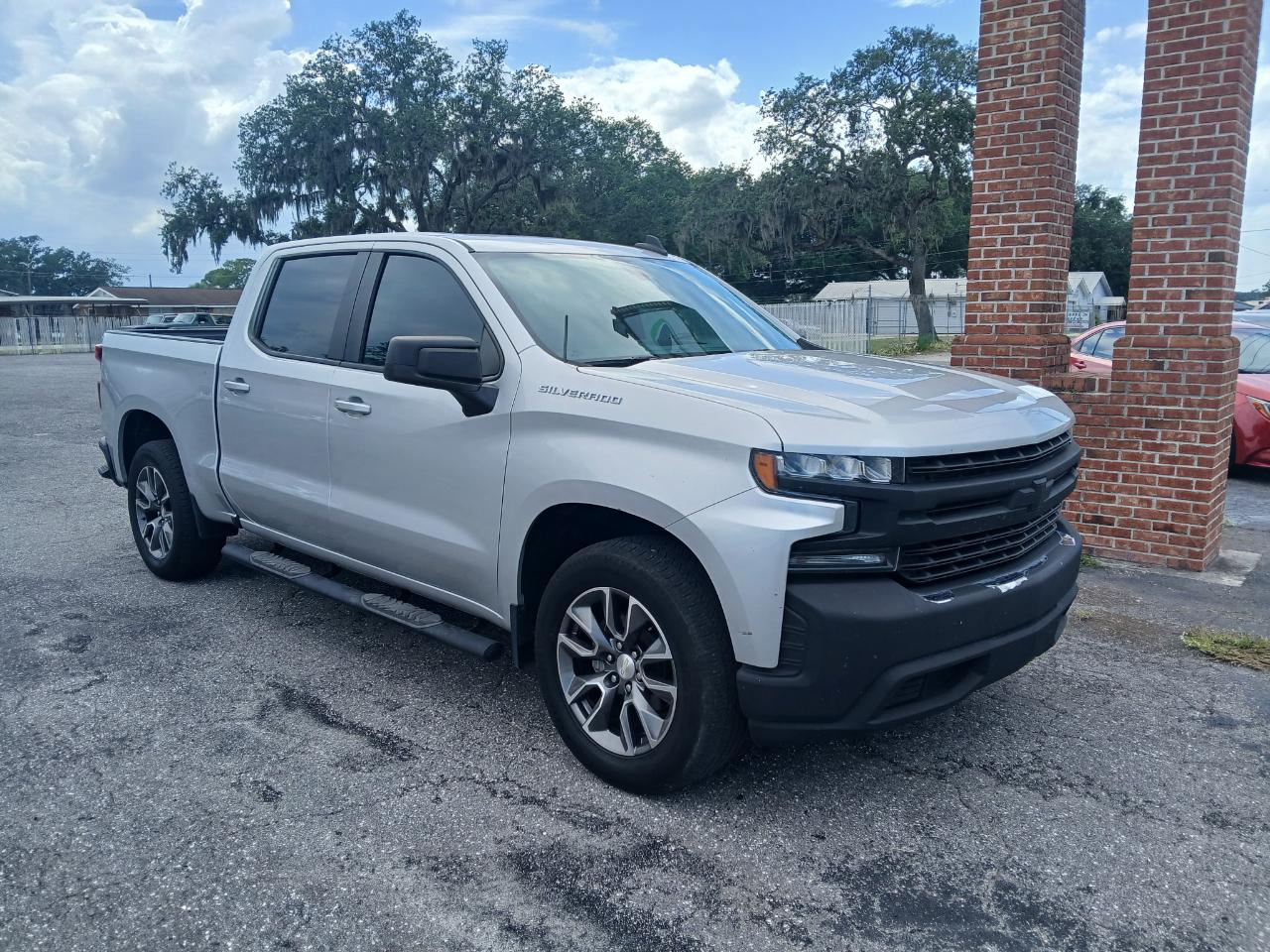 Chevrolet Silverado 1500 LT Crew Cab 2WD 2019